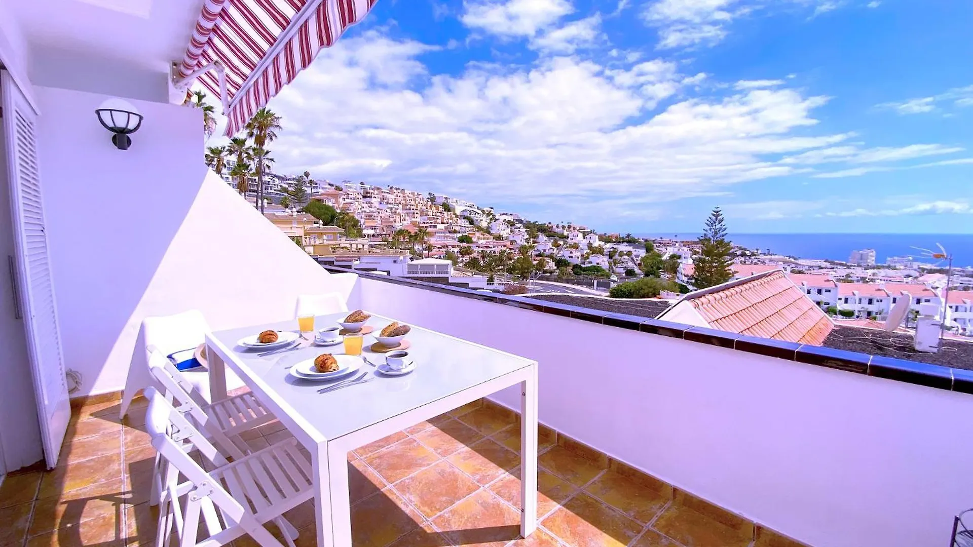 Tropicalidays Sunshine Escape Daire Costa Adeje