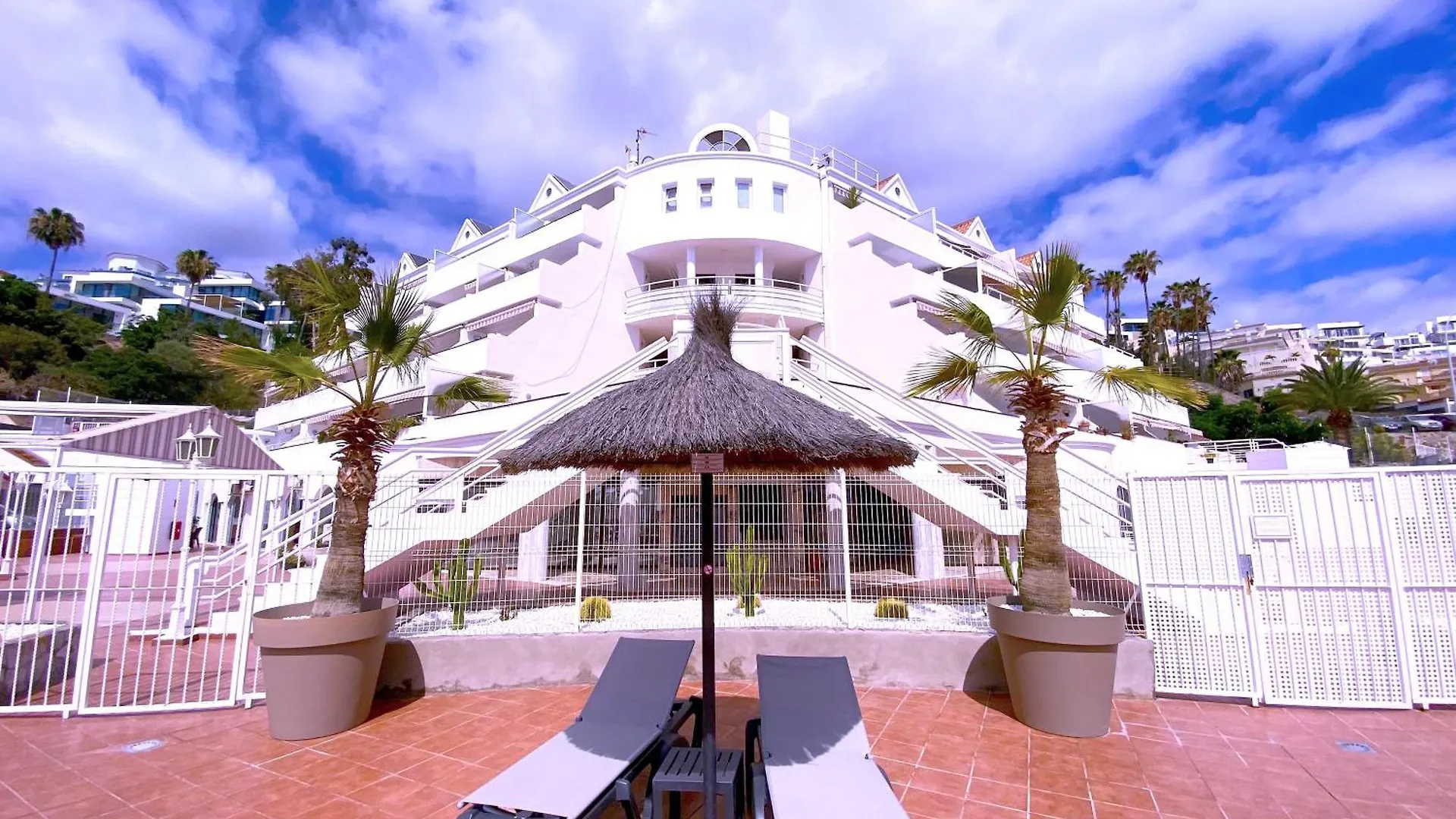 Tropicalidays Sunshine Escape Daire Costa Adeje